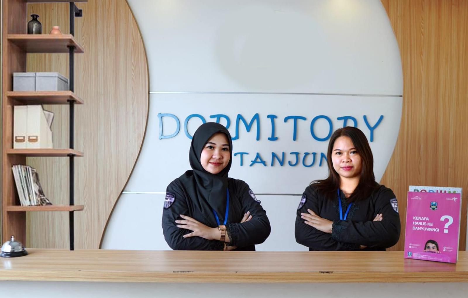 Dormitory Tourism Sritanjung Banyuwangi By Gajahsora Management Exterior photo