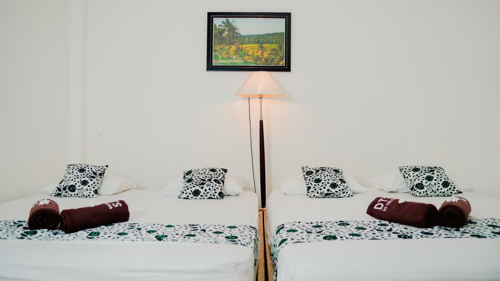 Dormitory Tourism Sritanjung Banyuwangi By Gajahsora Management Exterior photo